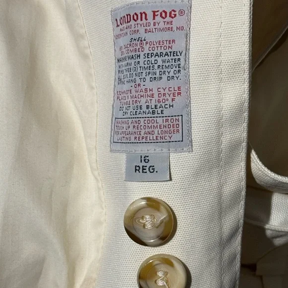 Vntg LONDON FOG Cream Belted Trench - Picture 3 of 14